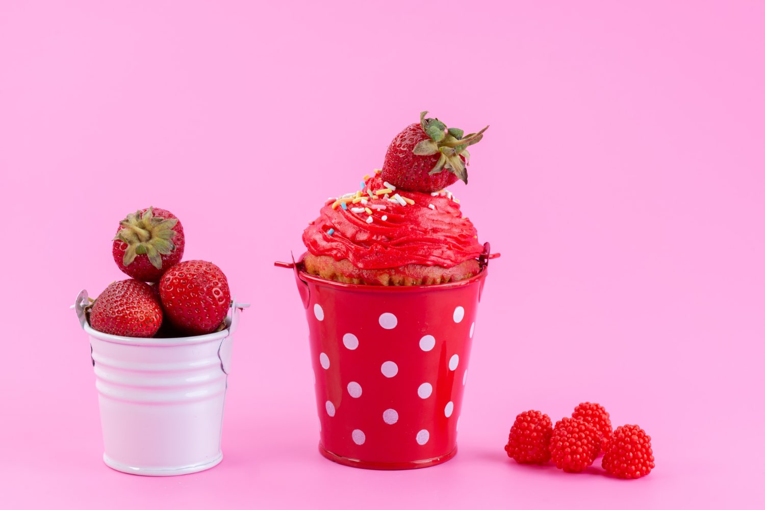 Fresh Strawberry Cake With Juicy Strawberries In Charming Basket
